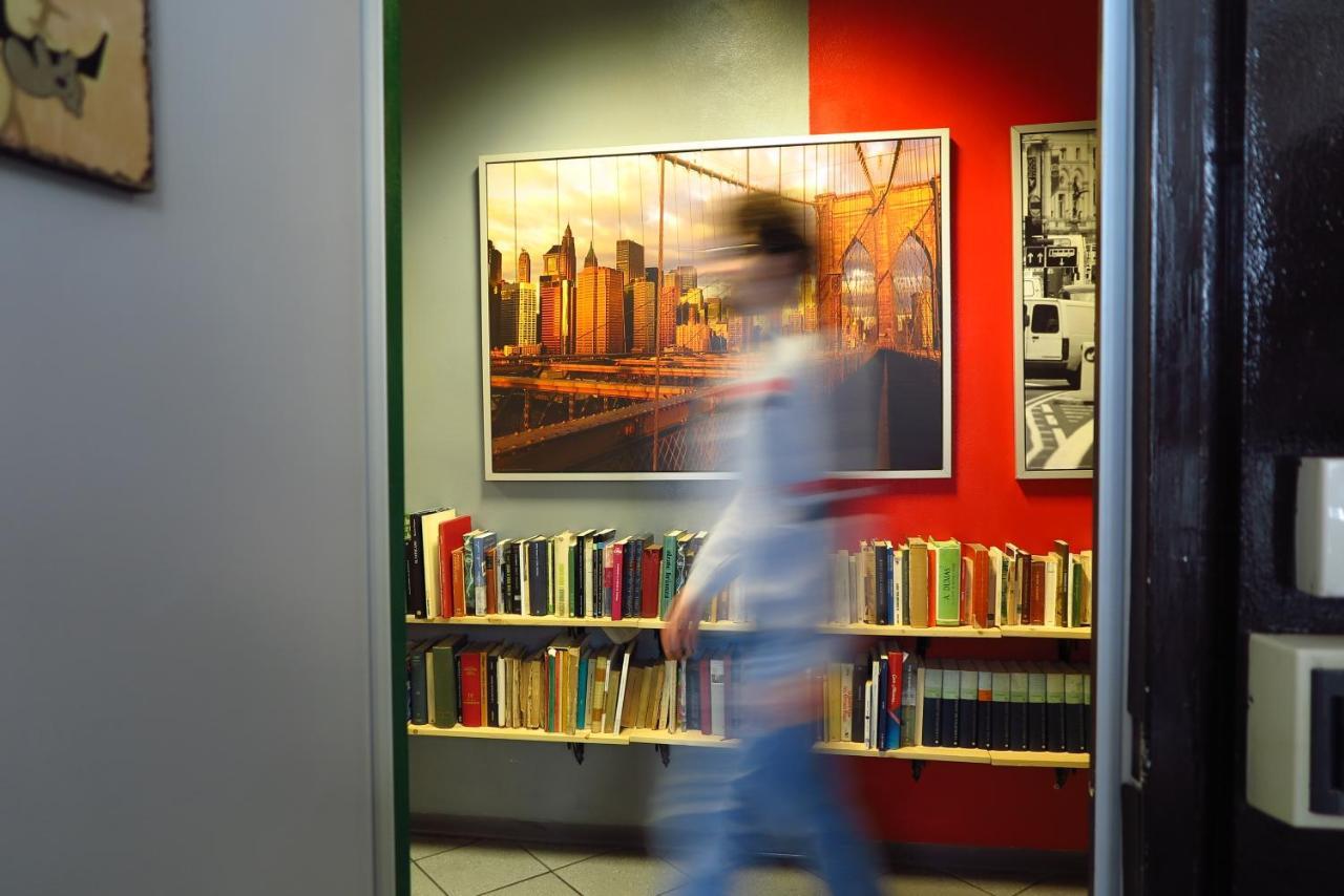 Koala Hostel Milano Eksteriør bilde