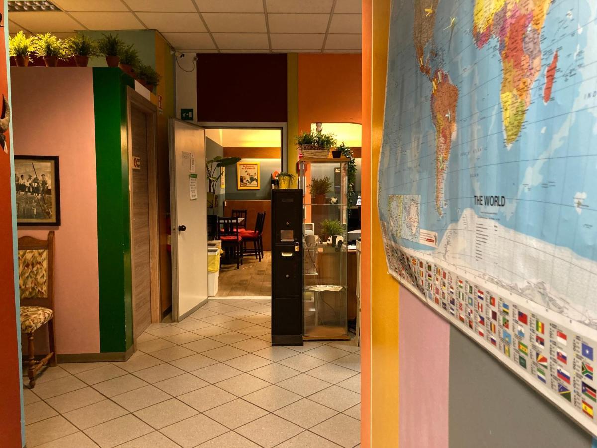 Koala Hostel Milano Eksteriør bilde