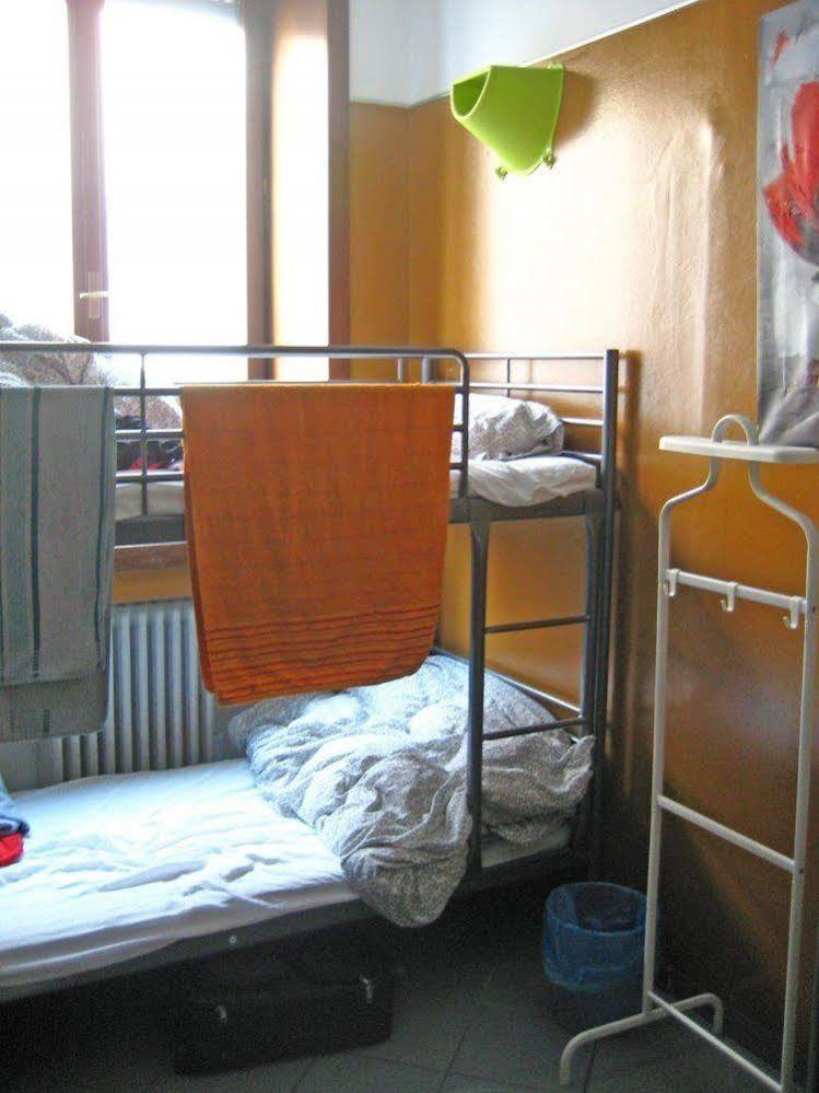 Koala Hostel Milano Eksteriør bilde